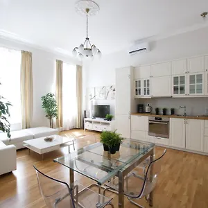 Apartamento Premium By Hi5 - B25, Budapest